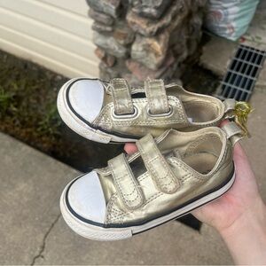 Toddlers Gold Velcro Converse